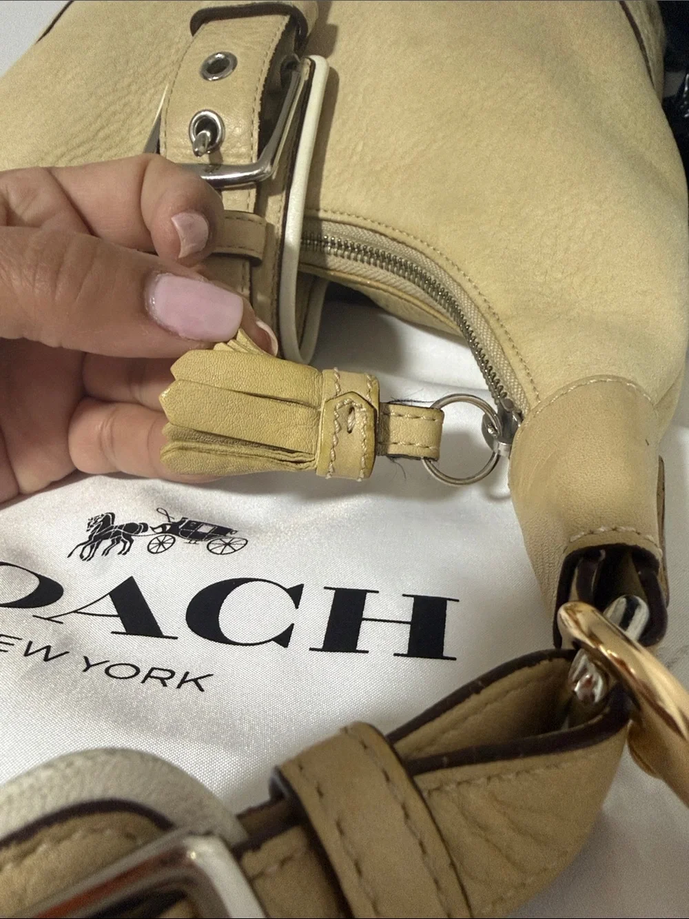 Coach Y2k 5054 Beige Leather Hobo Bag 🎀🎀🎀